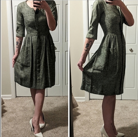 Dresses & Skirts - Vintage midi dress